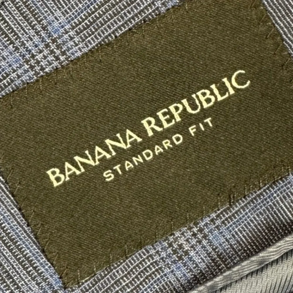 Banana Republic Marlane Wool Blazer Mens 42R Blue Plaid Standard Fit Sport Coat